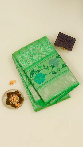 Saree Product Image