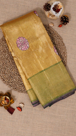 Saree Product Image