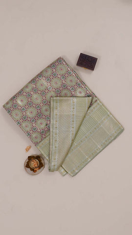 Saree Product Image