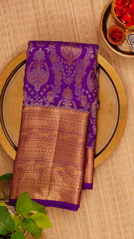Saree Product Image