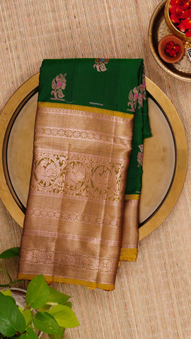 Saree Product Image