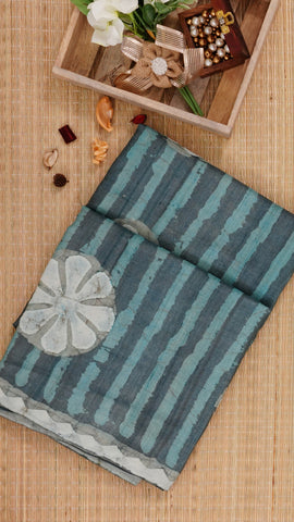 Saree Product Image