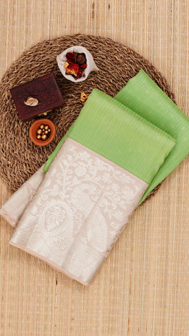 Saree Product Image