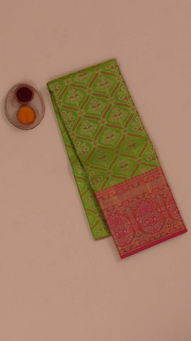 Saree Product Image