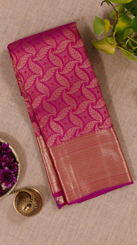Saree Product Image