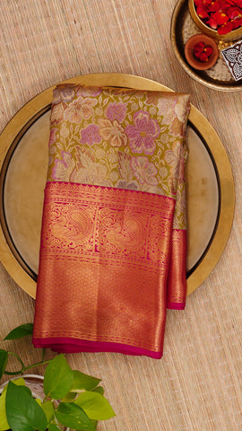 Saree Product Image
