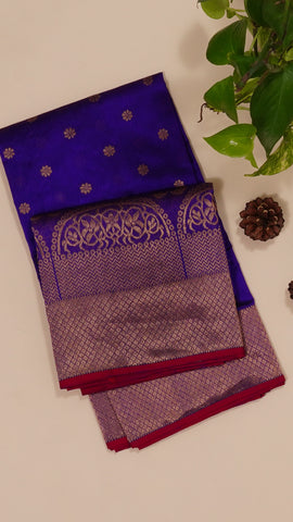 Saree Product Image