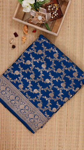 Saree Product Image