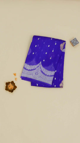 Saree Product Image