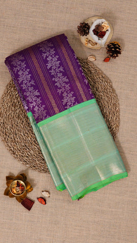 Saree Product Image