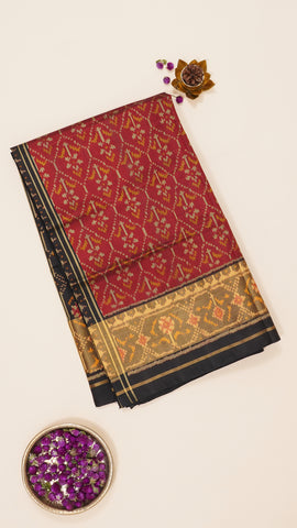 Saree Product Image