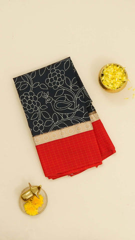 Saree Product Image