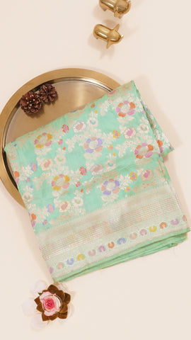Saree Product Image