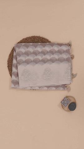 Saree Product Image