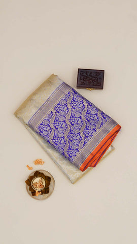 Saree Product Image