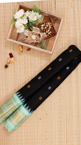 Saree Product Image