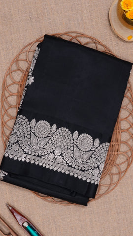 Saree Product Image