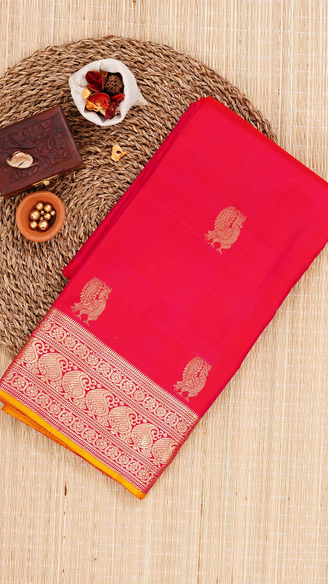 Reddish Pink Kanchipuram Saree with Butta Weave