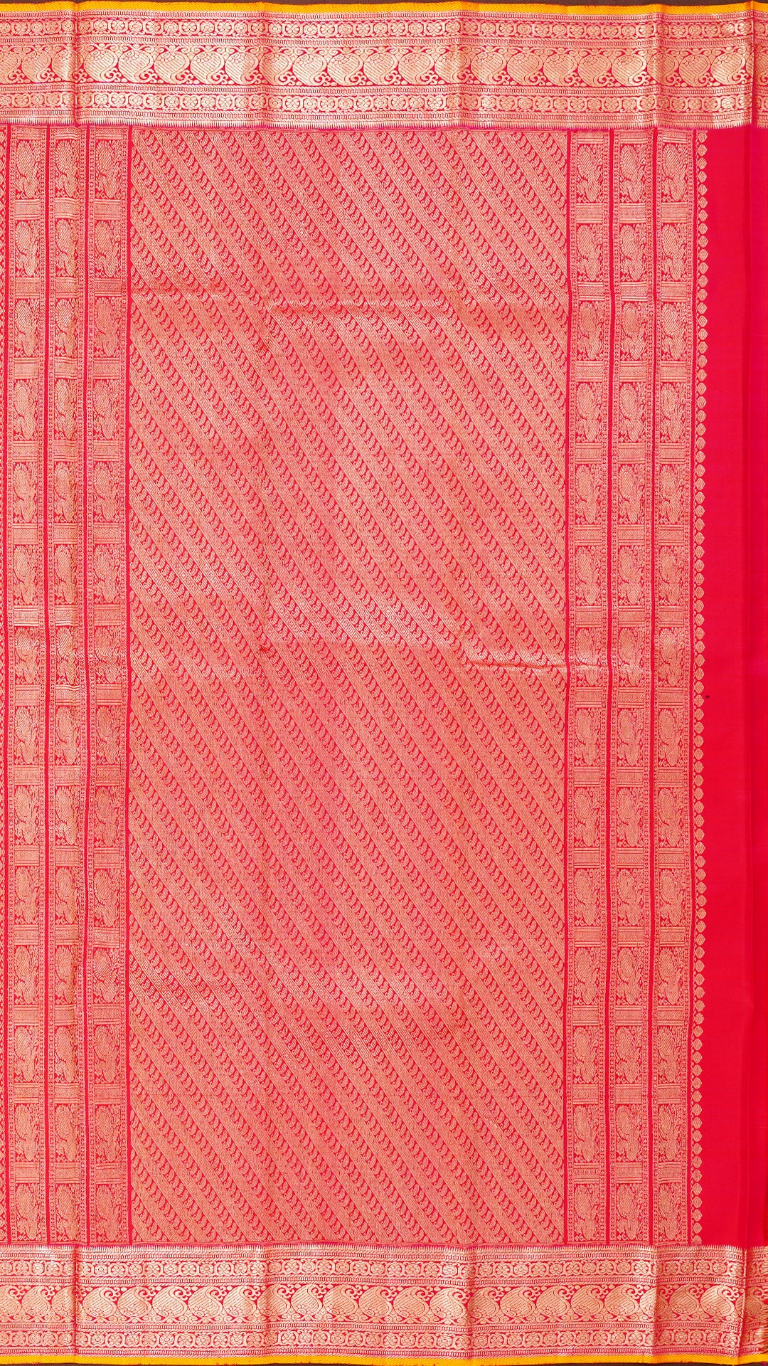 Reddish Pink Kanchipuram Saree with Butta Weave