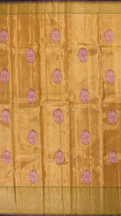 Traditional Gold Kanchipuram Saree with Green Brocade Pallu