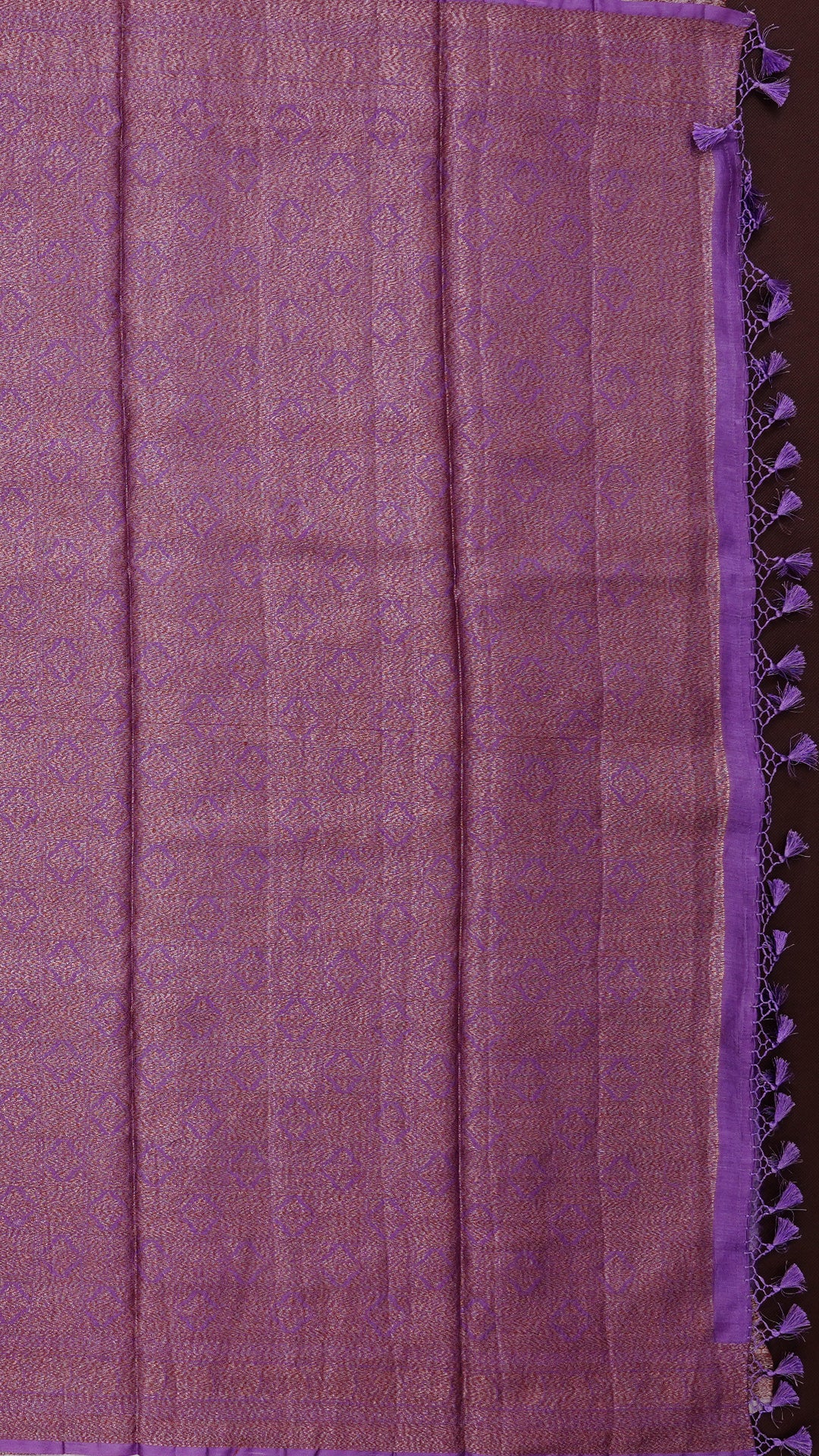 Lylac Chiniya Silk Saree with Antic Zari Border