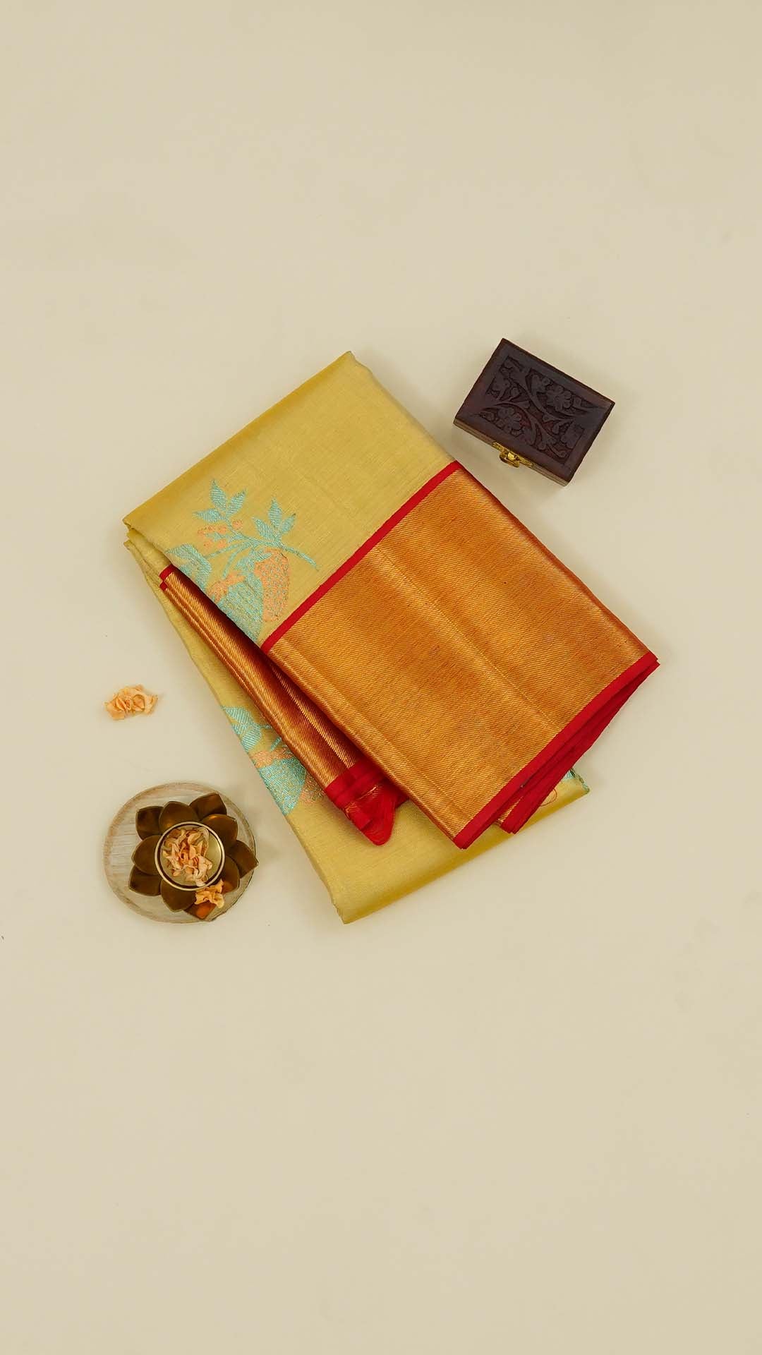 Gold Kanchi Pattu Saree