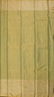 Traditional Gold Kanchi Pattu Saree with Cross Lines and Butta Borders