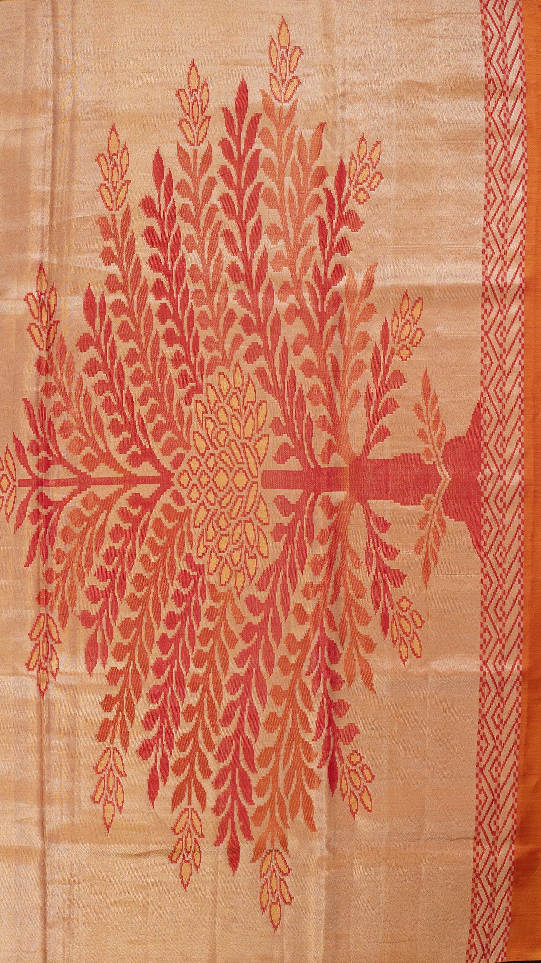 Gold Tissue Kanchipuram Saree with Butta Motifs