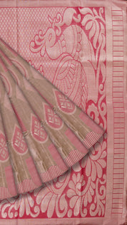 Multi-Colour Kanchipuram Saree with Geometric Pattern
