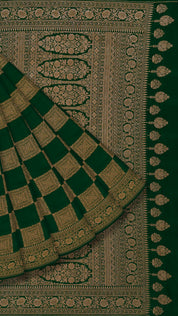 Dark Green Georgette Saree with Zari Detailing