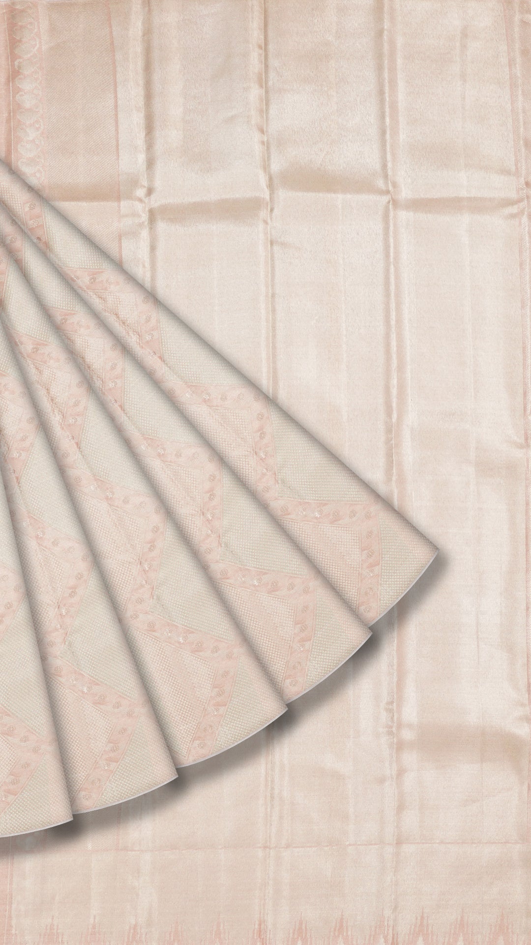 Peach Designer Kanchi Pattu Silk Saree with Geometrical Pattern - Borderless