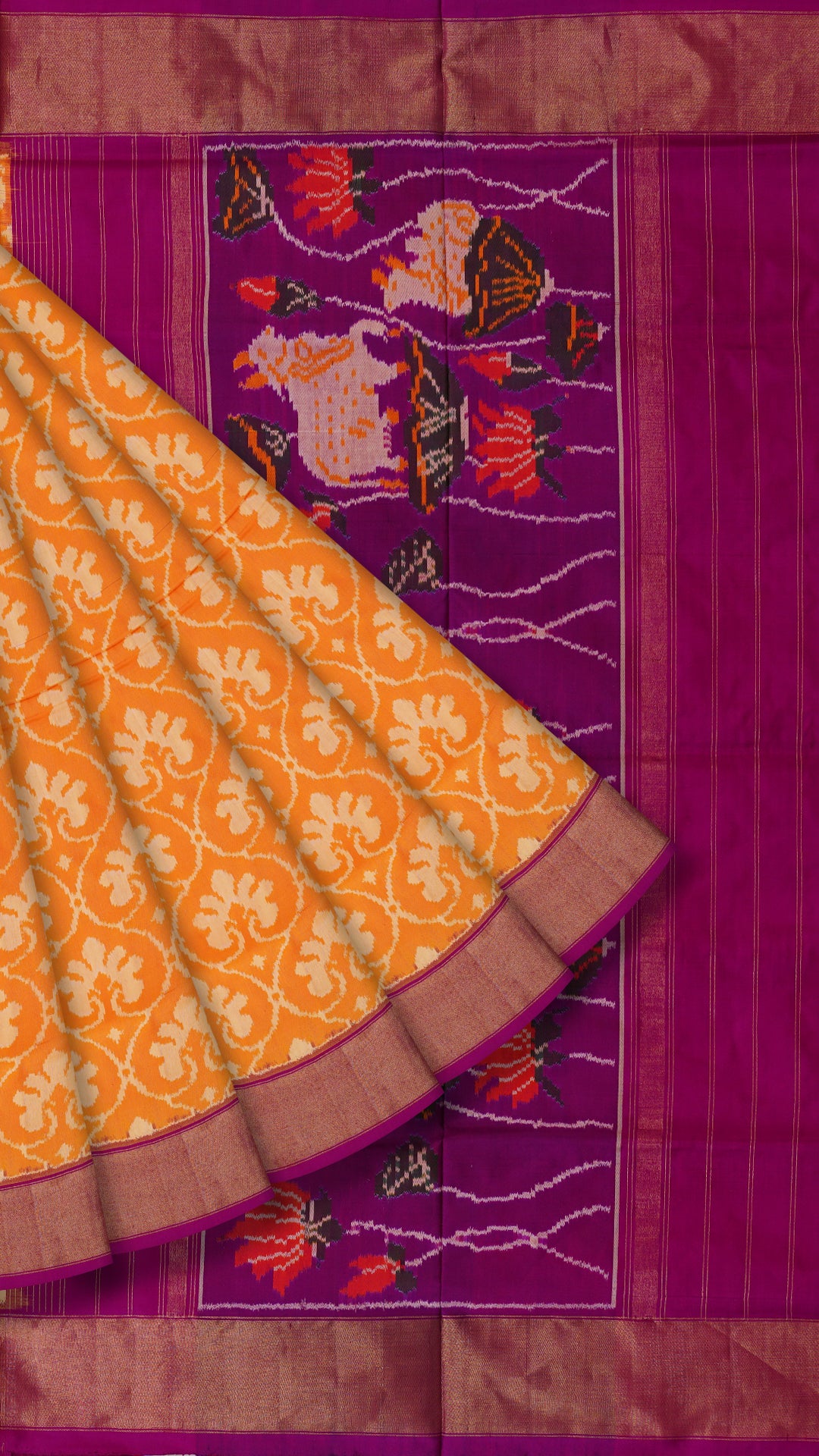Ikkat Silk Saree with All Over Pattern & Kaddi Border