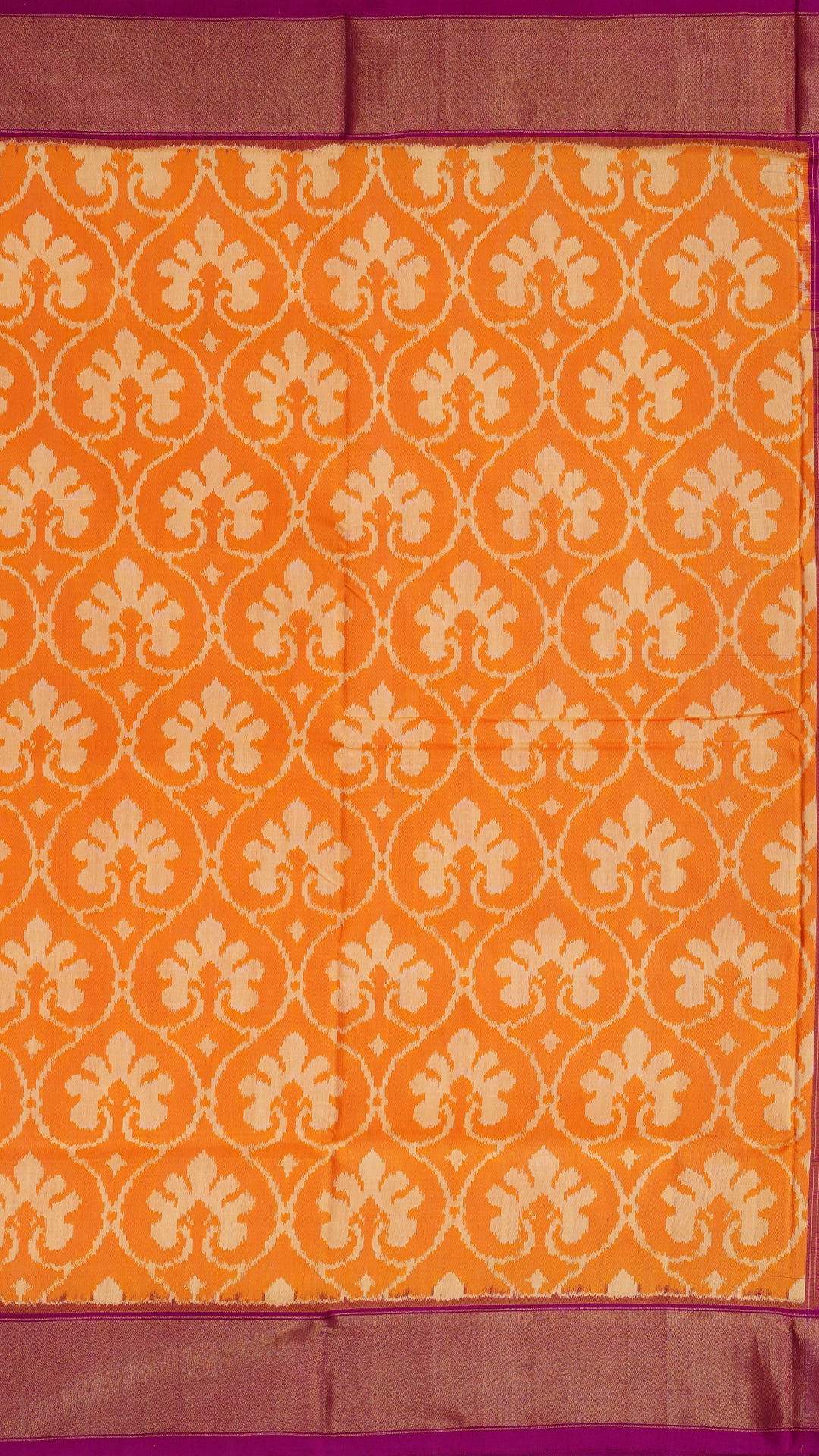 Ikkat Silk Saree with All Over Pattern & Kaddi Border