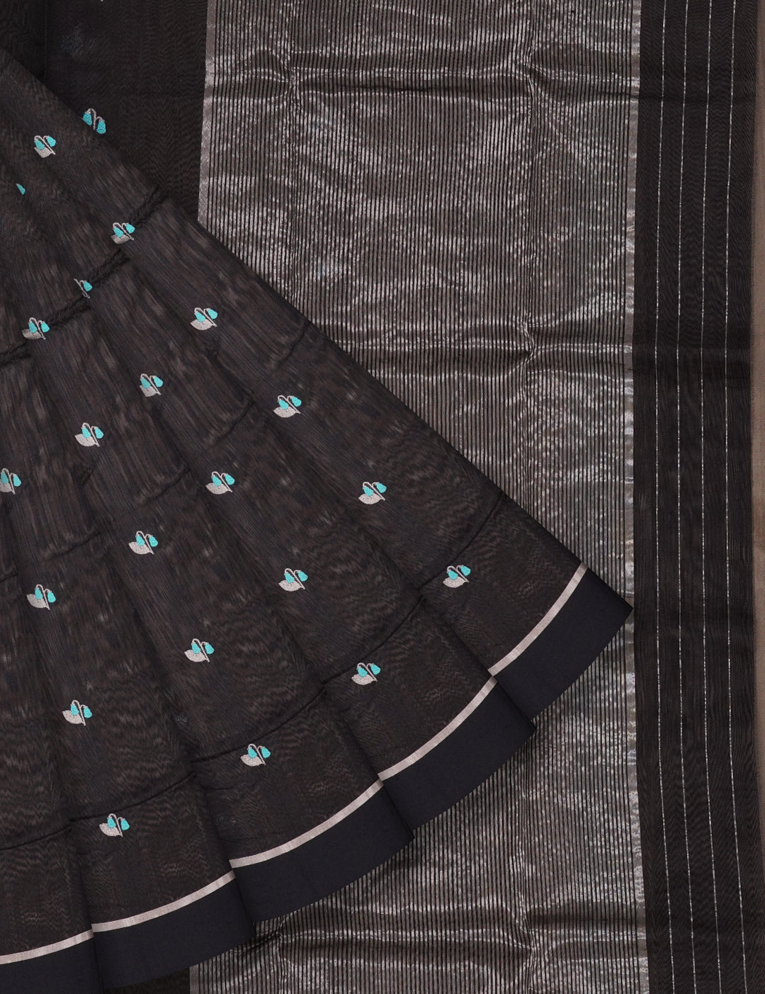 19_0001_VAA01520copy.jpg