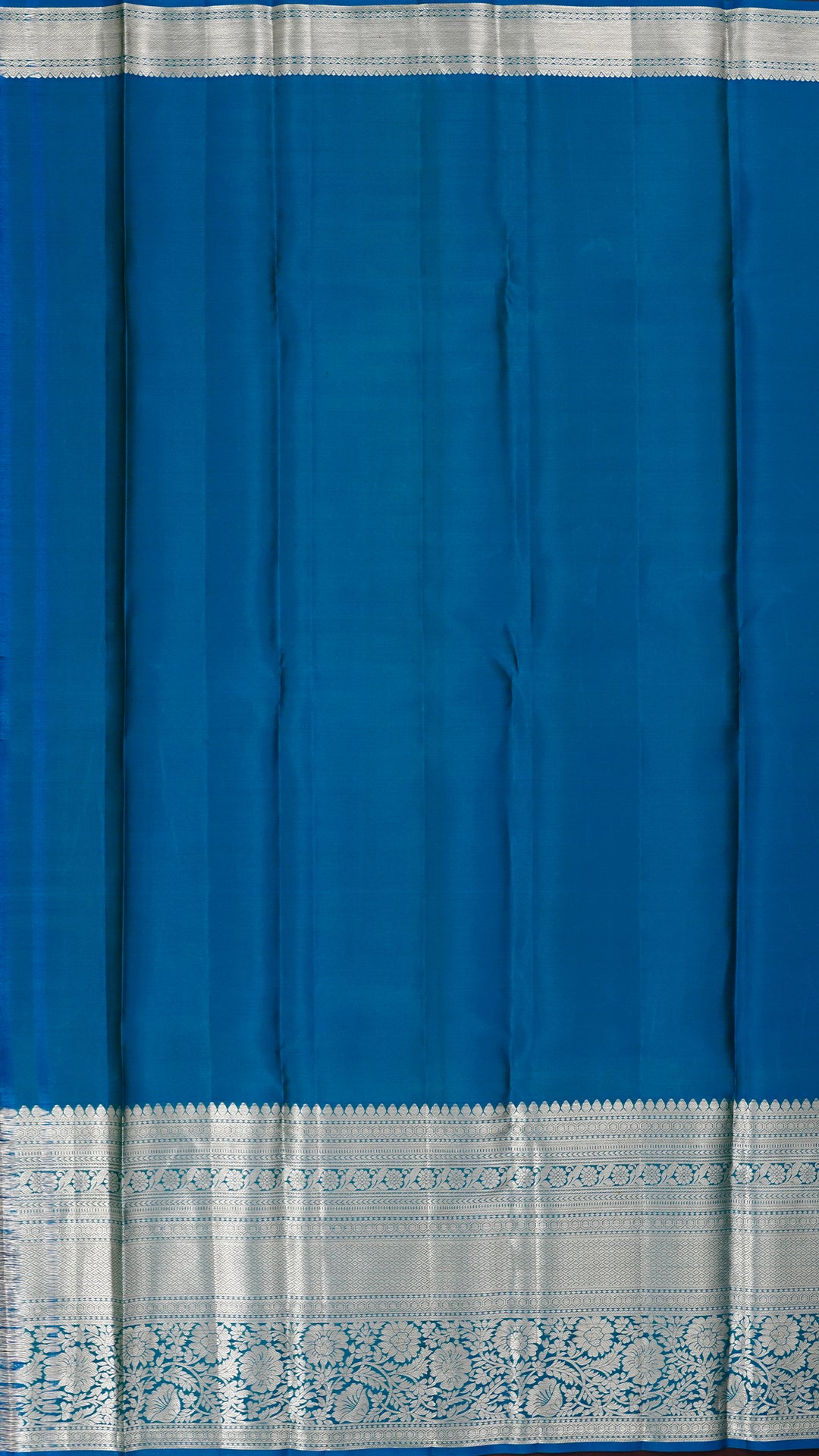 Yellowish Green Kanchipuram Saree with Silver Zari and Blue Contrast Border