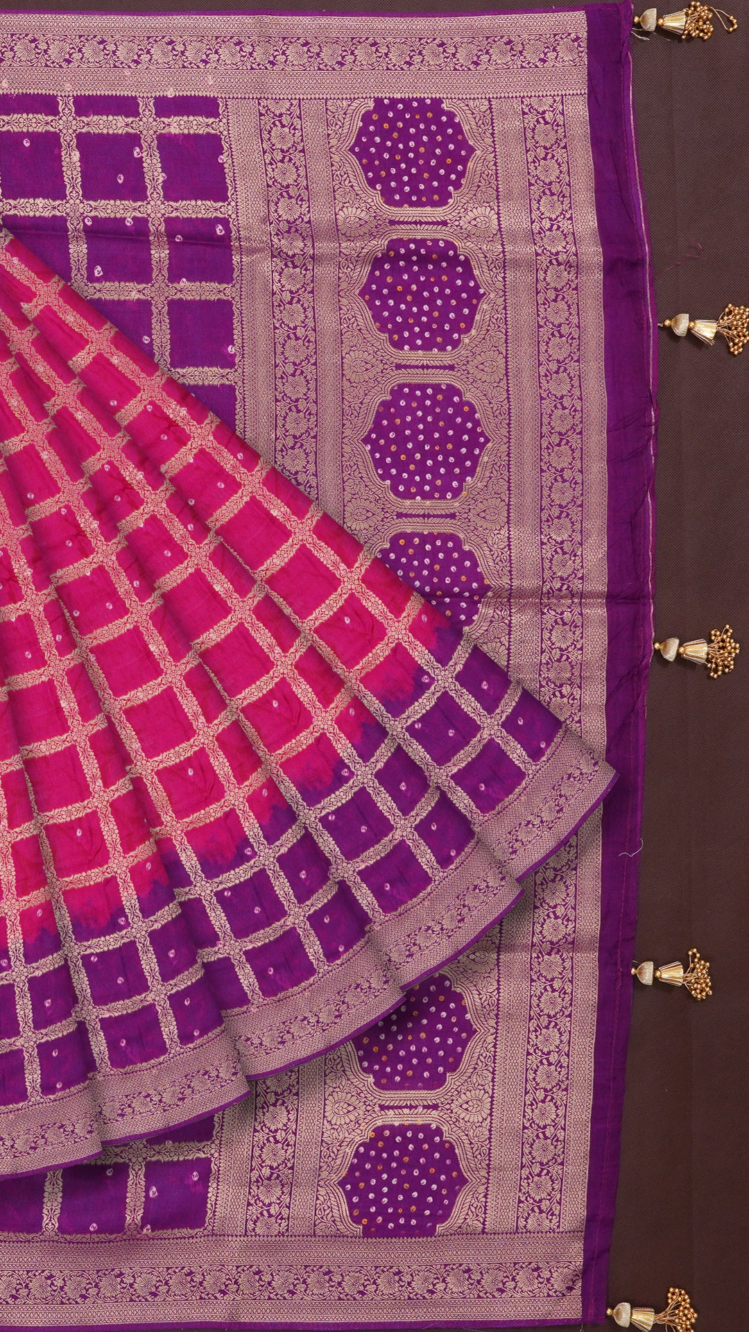 Pink Dola Silk Saree with Bandhani Print & Contrast Border