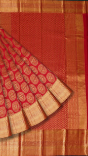 Red Kanchi Pattu Saree with Zari Border & Big Buttes