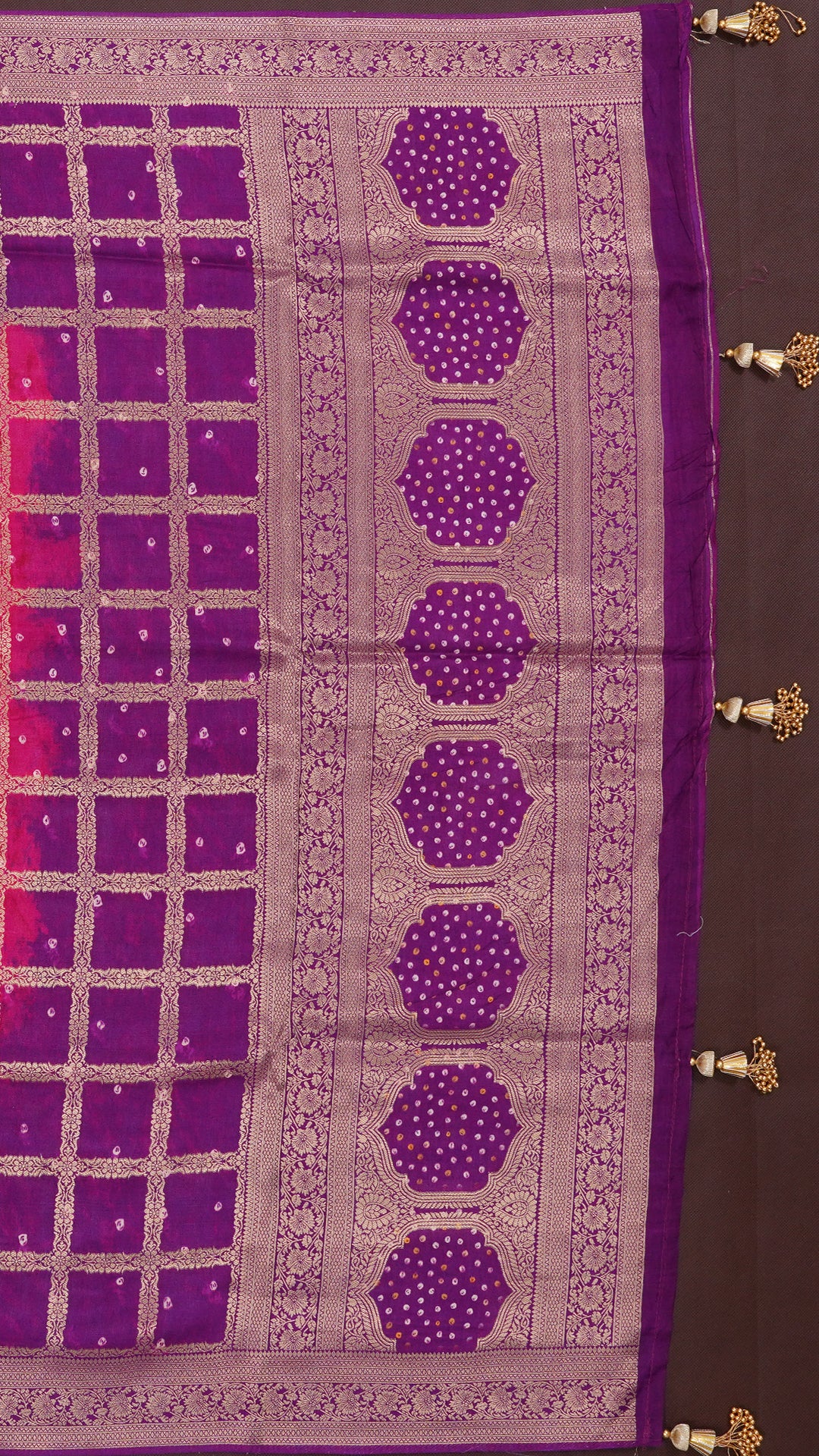 Pink Dola Silk Saree with Bandhani Print & Contrast Border