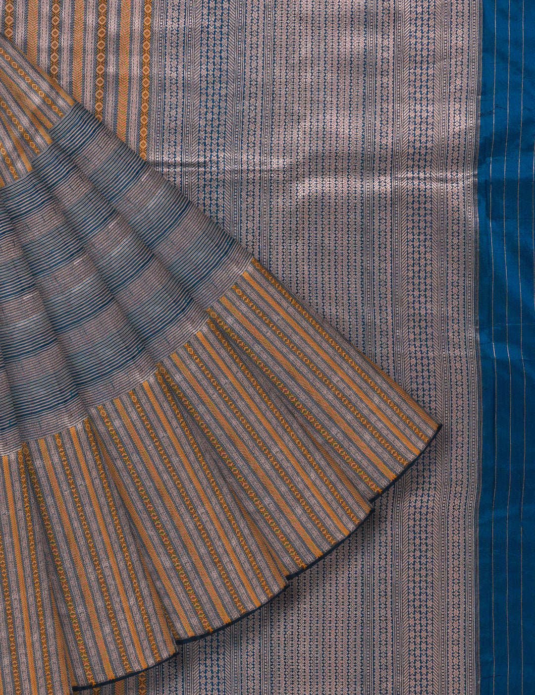 25_0001_VAA00153copy.jpg