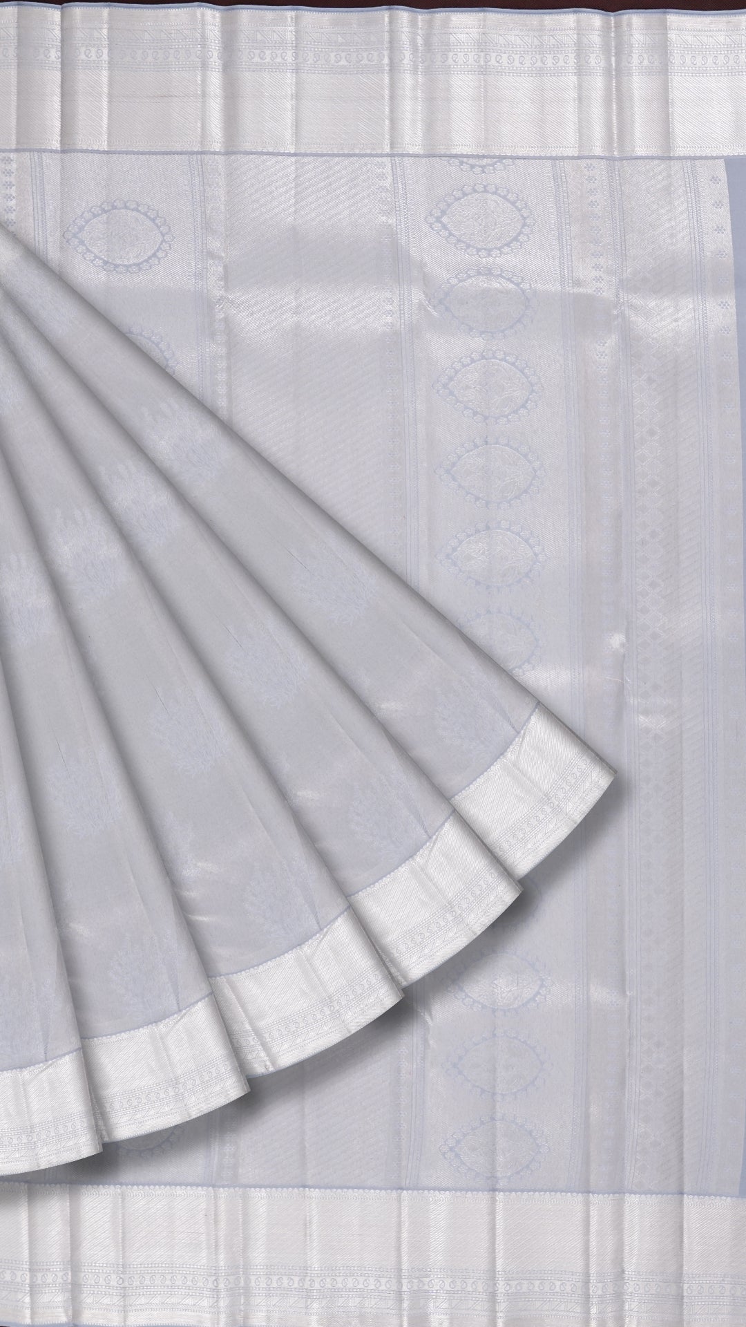 Yash Kanchipuram Saree with Silver Zari Border