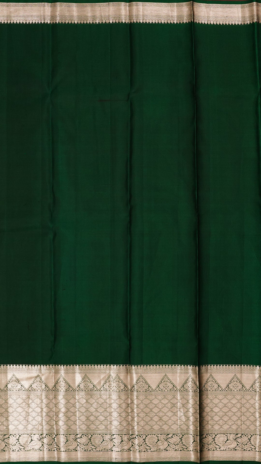 Grey Kanchipuram Saree with Bottle Green Contrast