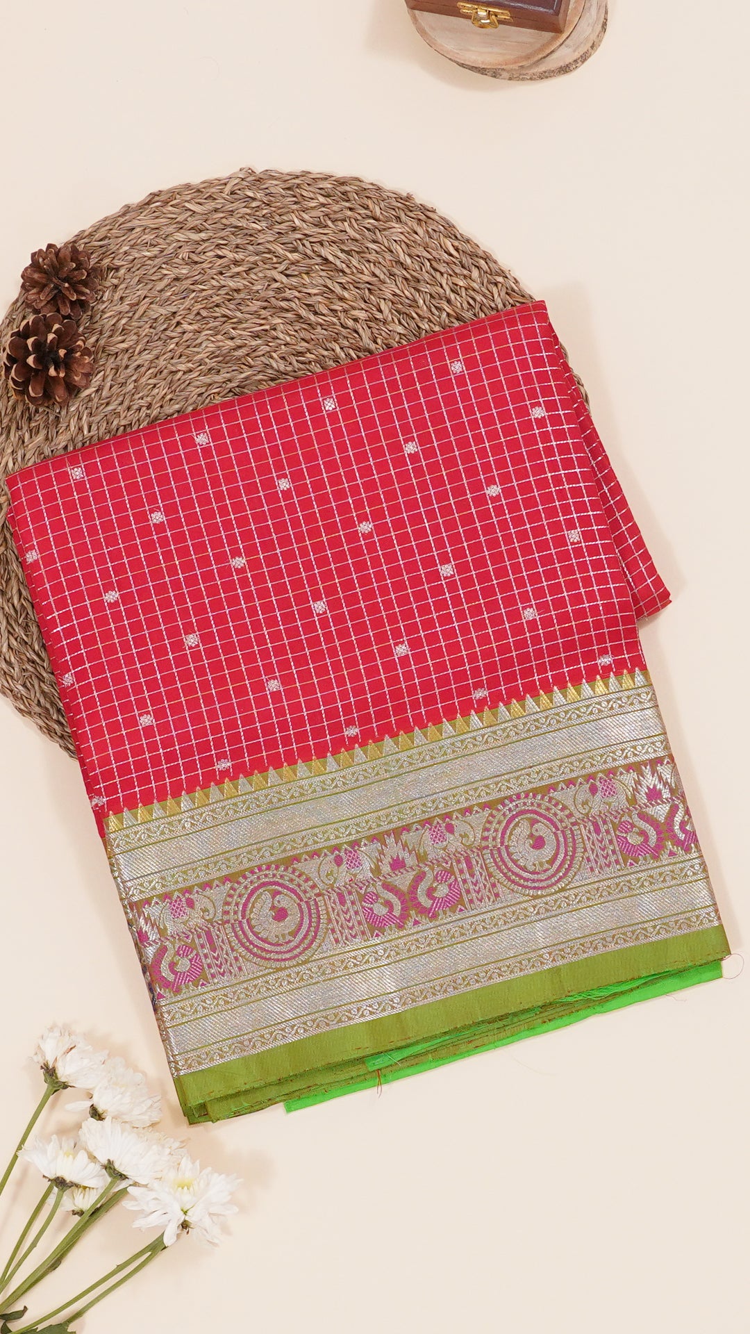 Elegant Red Silk Saree in checks with butta Pattern