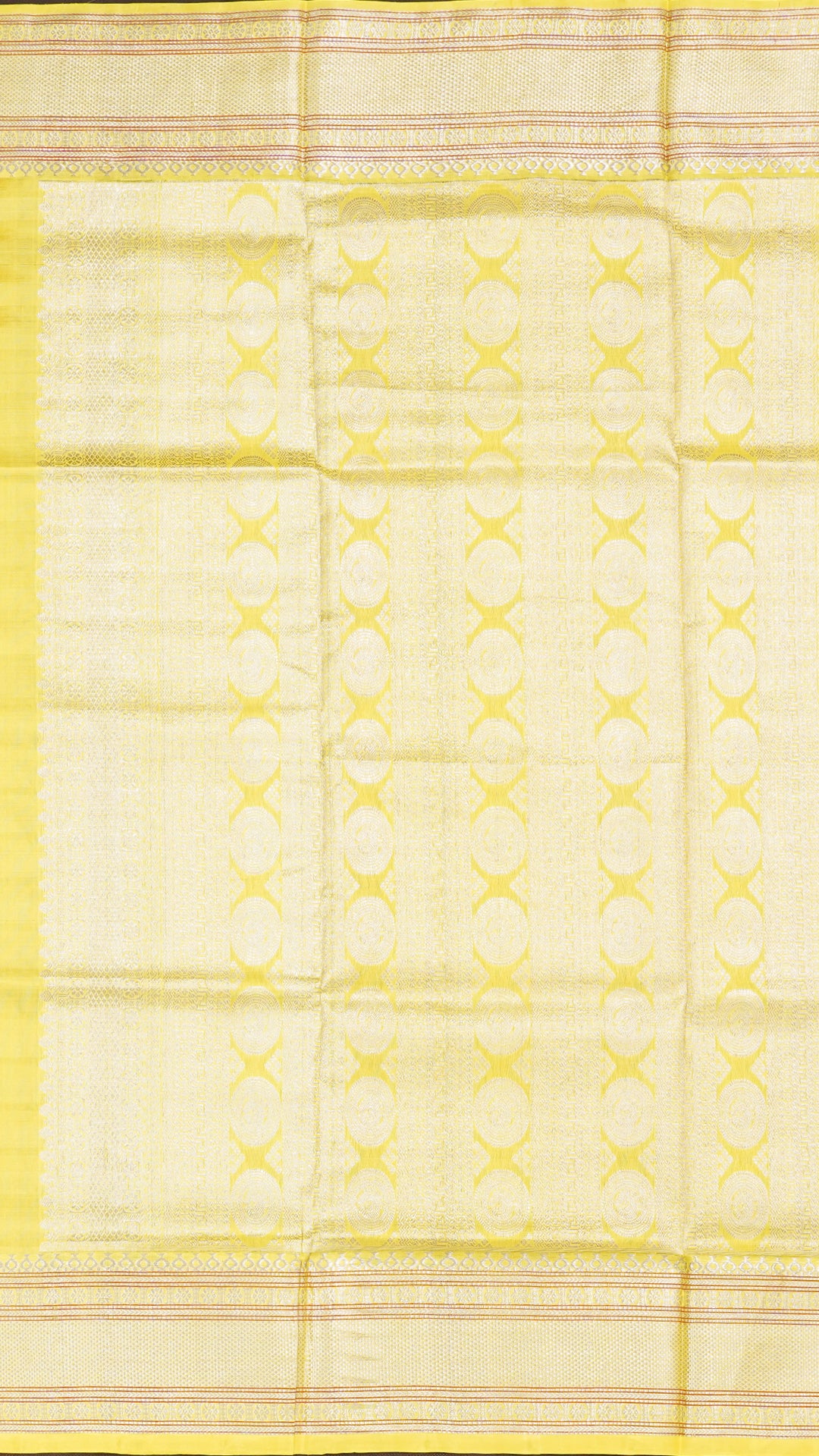 Elegant Baby yellow Silk Saree in horizontal stripes Pattern