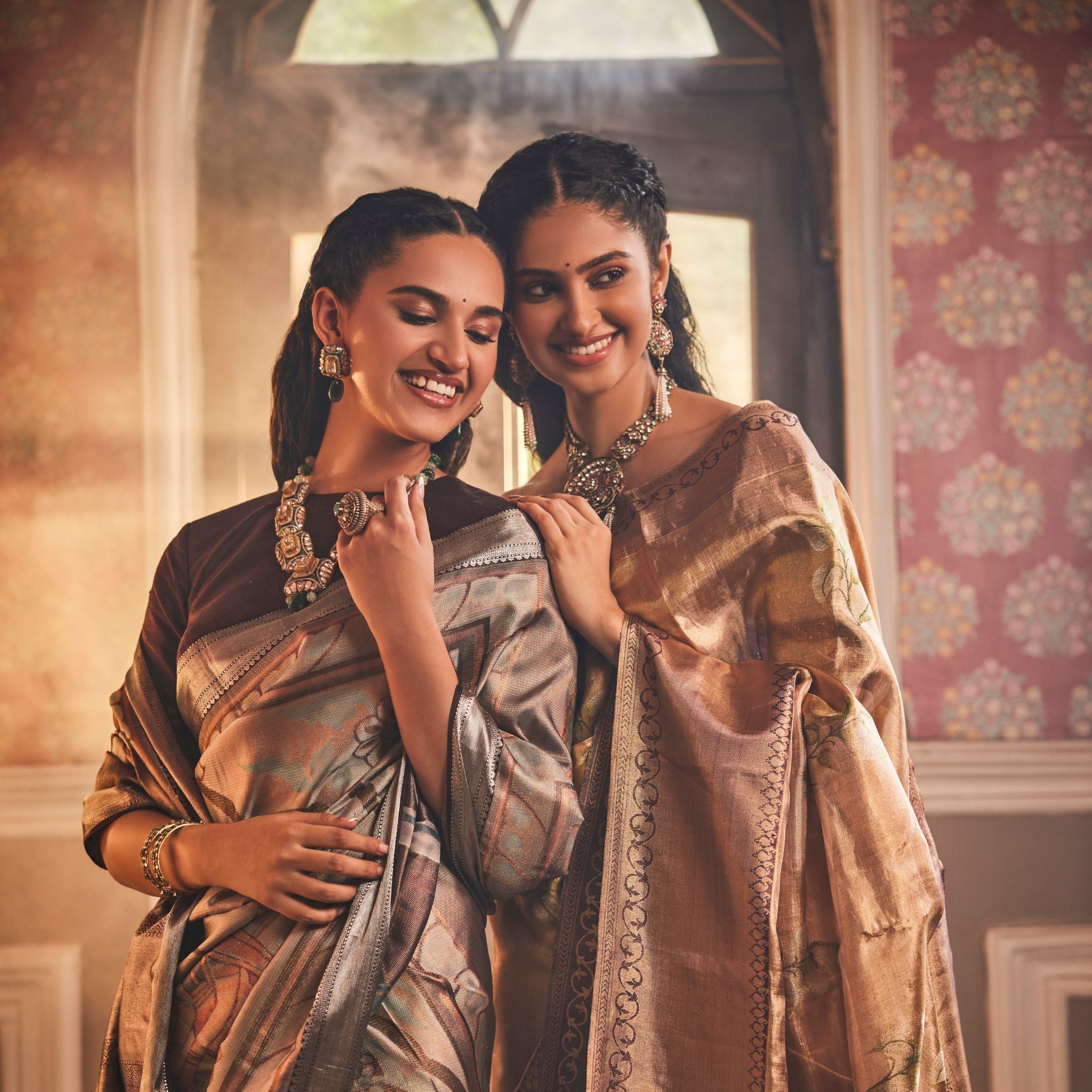 Vaarashi_Silks_Portrait_photos.jpg